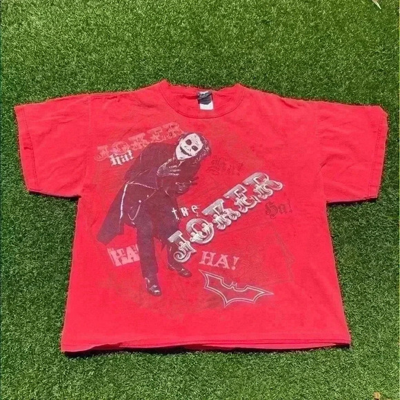 VTG '08 The Dark Knight Joker Red Shirt - Picture 2 of 5